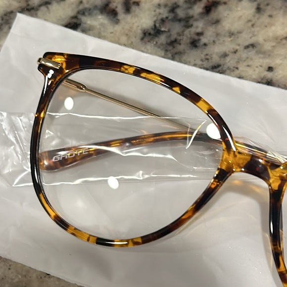 Beautiful GAOYE Blue Light Blocking Glasses - Picture 7 of 8